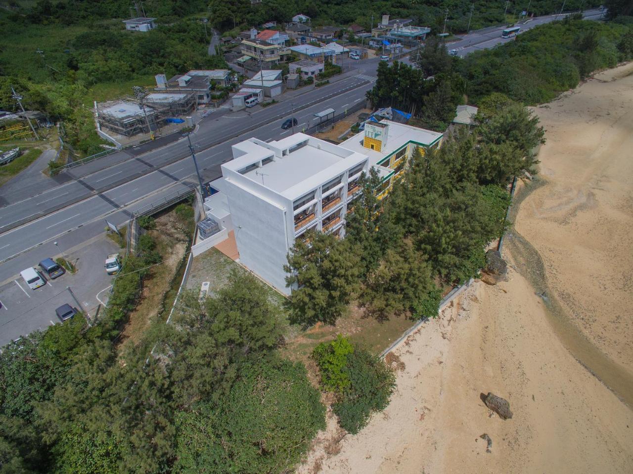 Hotel & Restaurant On The Beach Lue Motobu Zewnętrze zdjęcie